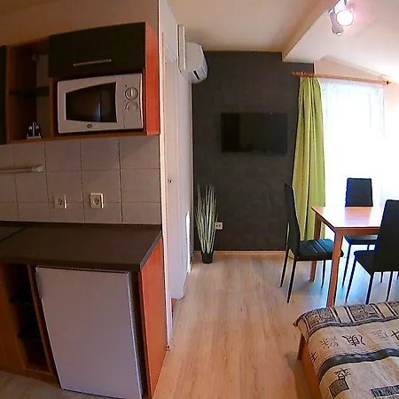 In - Balaton 19754 Apartman