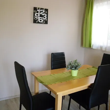 In - Balaton 19754 Apartman *