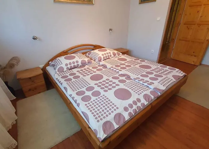 In - Balaton 19754 שיופוק