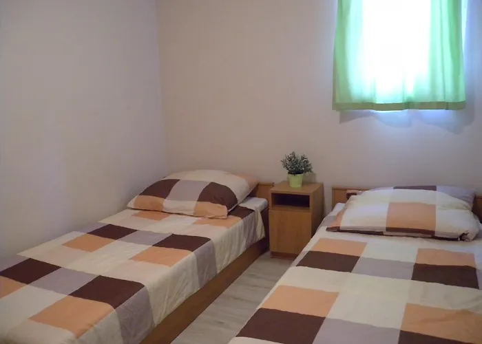 In - Balaton 19754 * שיופוק